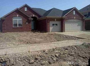 50545 Valderama Ln, Macomb, MI
