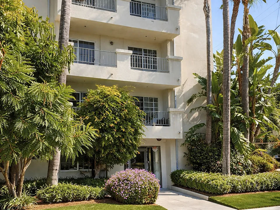 Pico-Wellesley apartments