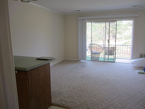 5th image of 353-C Driftwood Cir