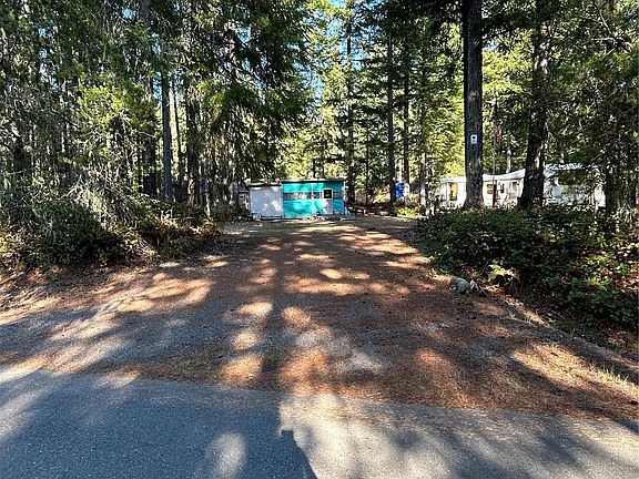 5th image of 180 N Chinook Drive N