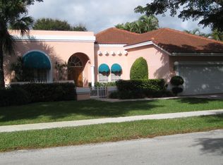 987 Parkside Cir N, Boca Raton, FL 33486