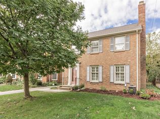 3672 Sutherland Rd, Shaker Heights, OH 44122