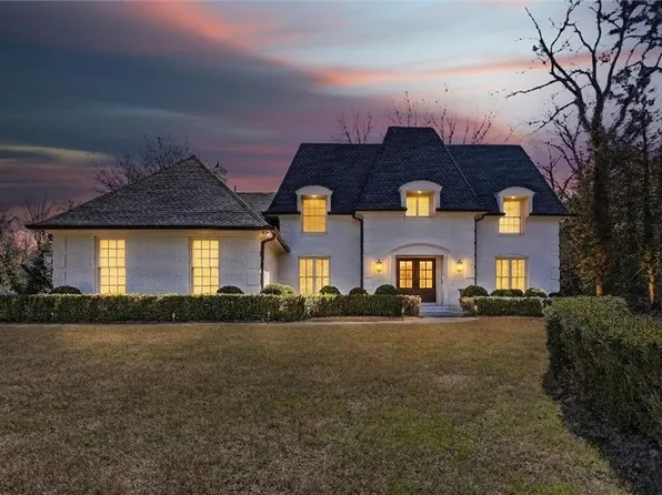 197 Club Dr, Gainesville, GA 30506