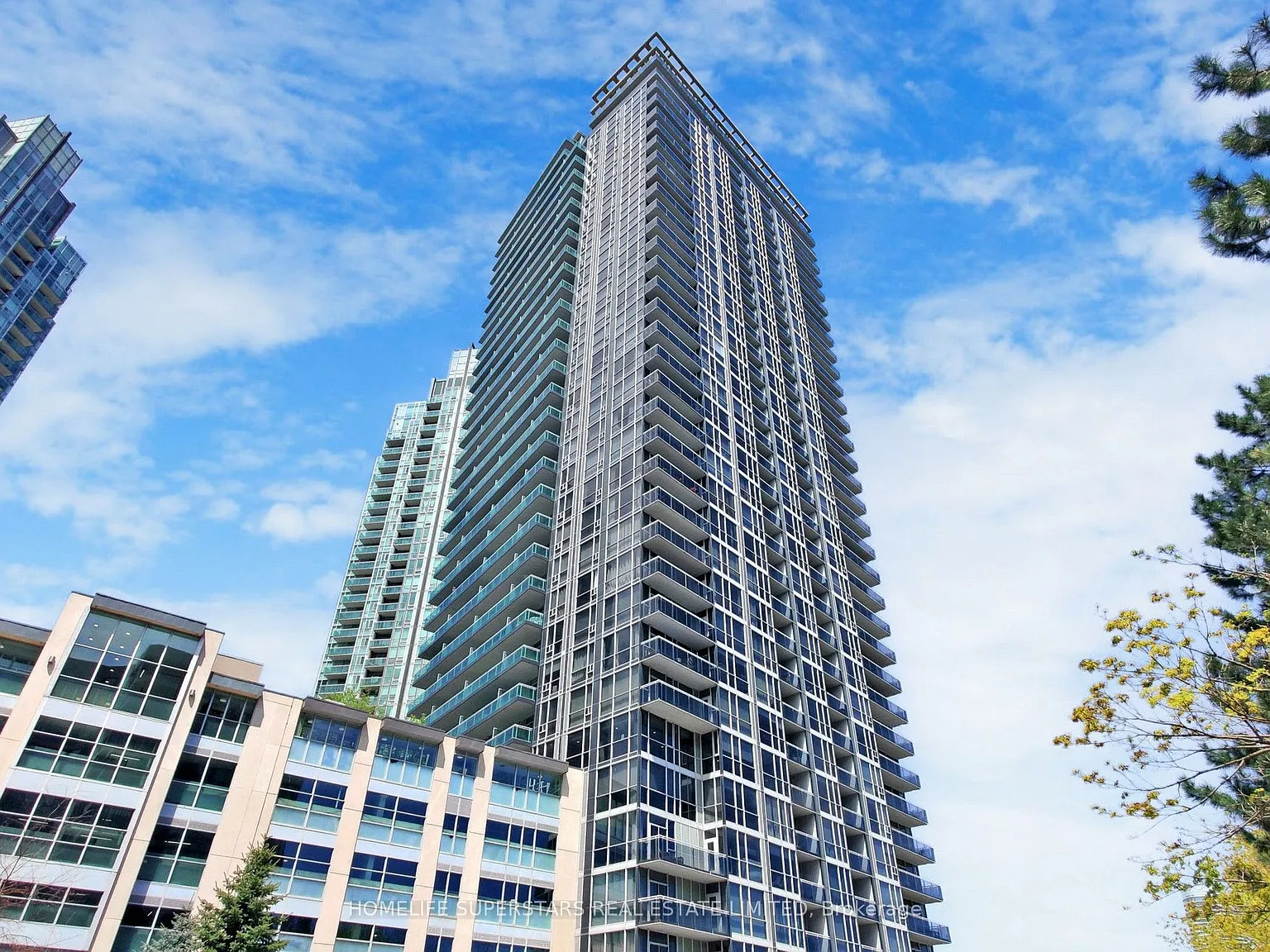 2 bed, $2,800 — Photo 2