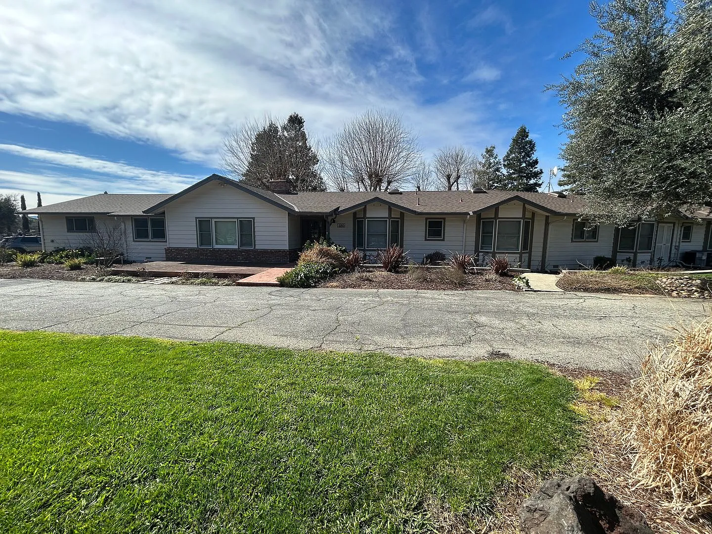 1665 Chris Lane — Photo 2