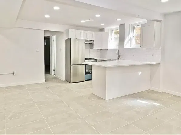 41-31 60th St #1, Woodside, NY 11377