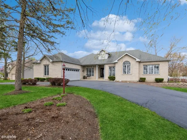1060 Wauconda Rd, Wauconda, IL 60084