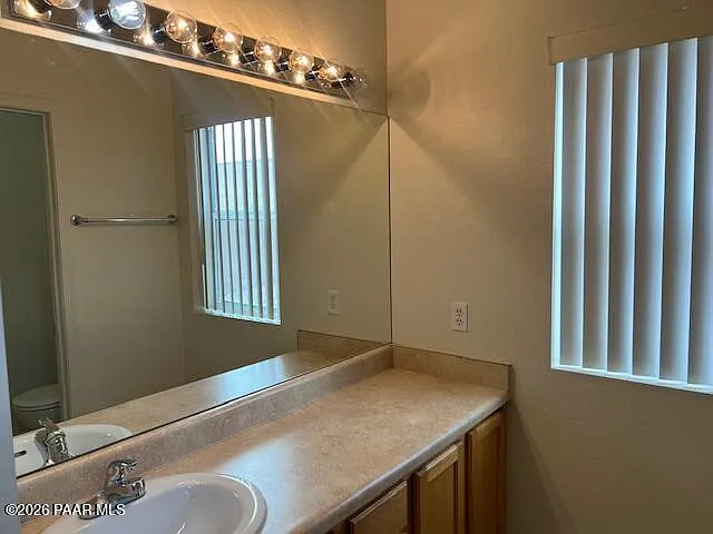 541 N Mercado St — Photo 12