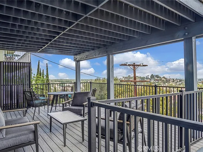 4124 Barrett Rd — Photo 37