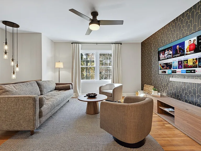 6013 Ferndale Pl — Photo 11