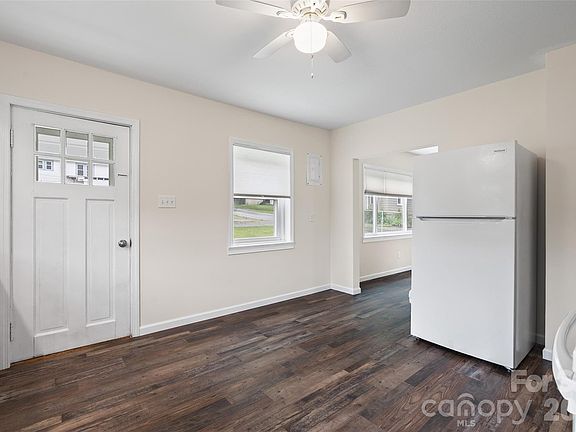 4th image of 34 Stephens Rd
