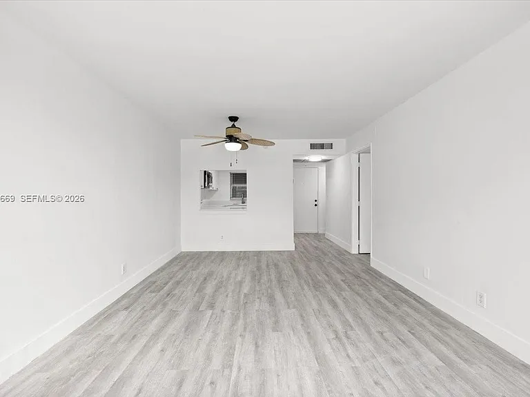 9441 Evergreen Pl #206 — Photo 4