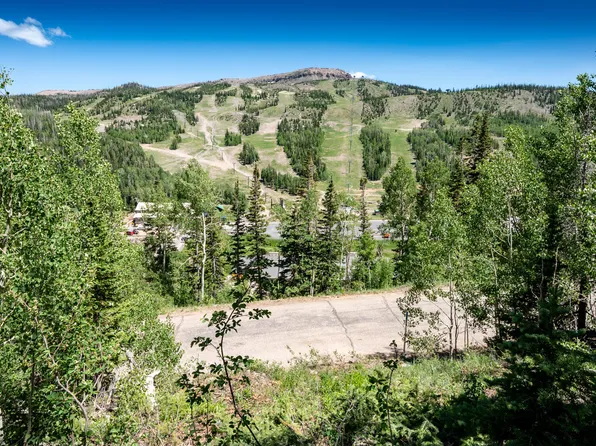 254 W Pine Hurst St, Brian Head, UT 84719