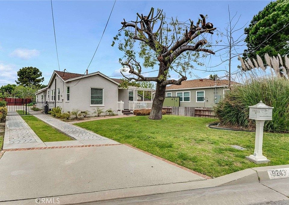 1st image of 9243 Flora Vista St