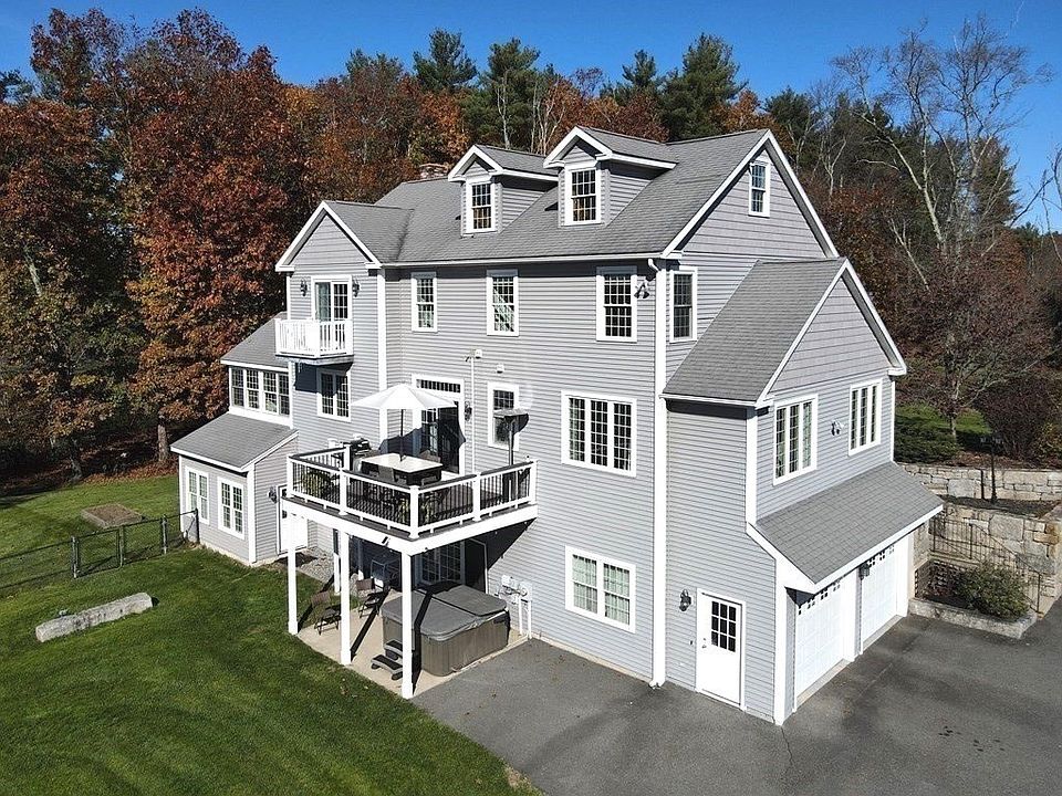 988 Quaker St, Northbridge, MA 01534 Zillow