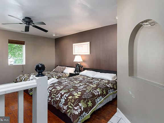 5th image of 212 Trimper Ave