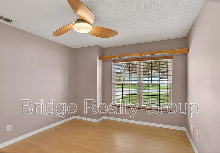 10315 Winding Creek Ln — Photo 27