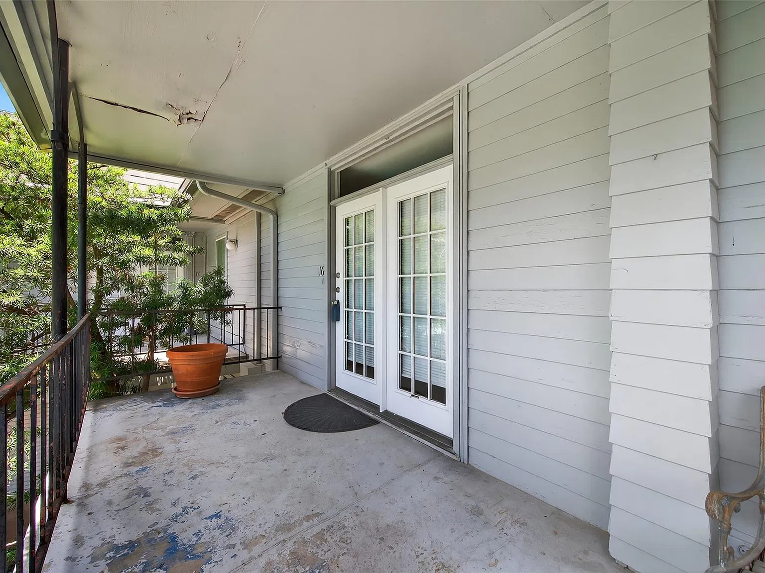 3300 Yorktown St — Photo 2