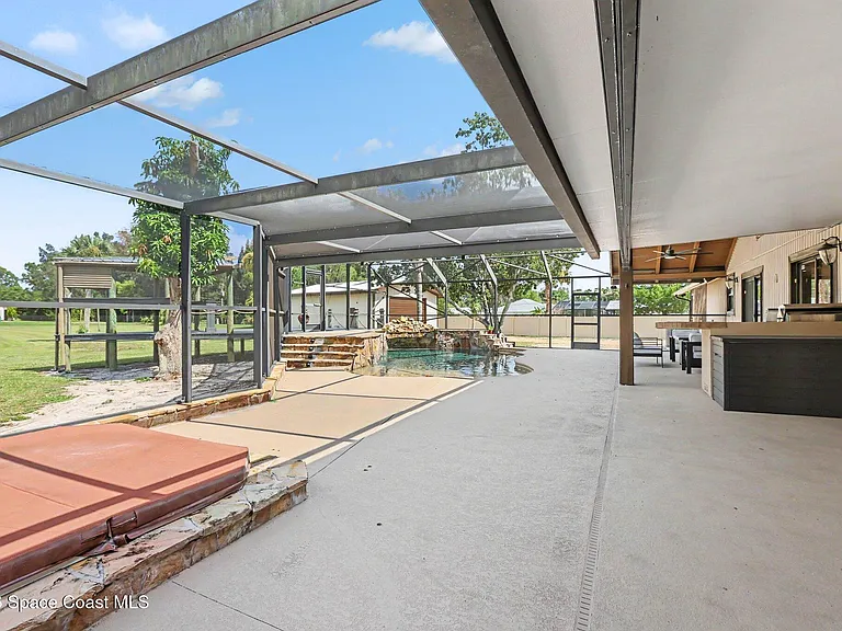 3200 N Tropical Trl — Photo 7