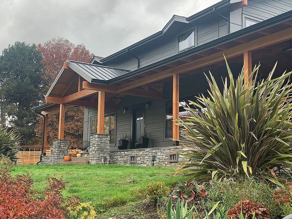 2nd image of 2728 SW 49th St