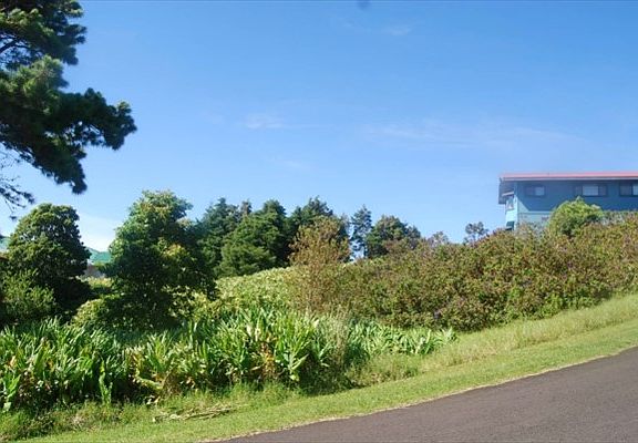 3rd image of Kipahele St Lot 77