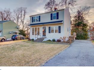 262 W Roland Rd, Brookhaven, PA 19015