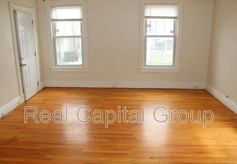 171 Lancaster St — Photo 2