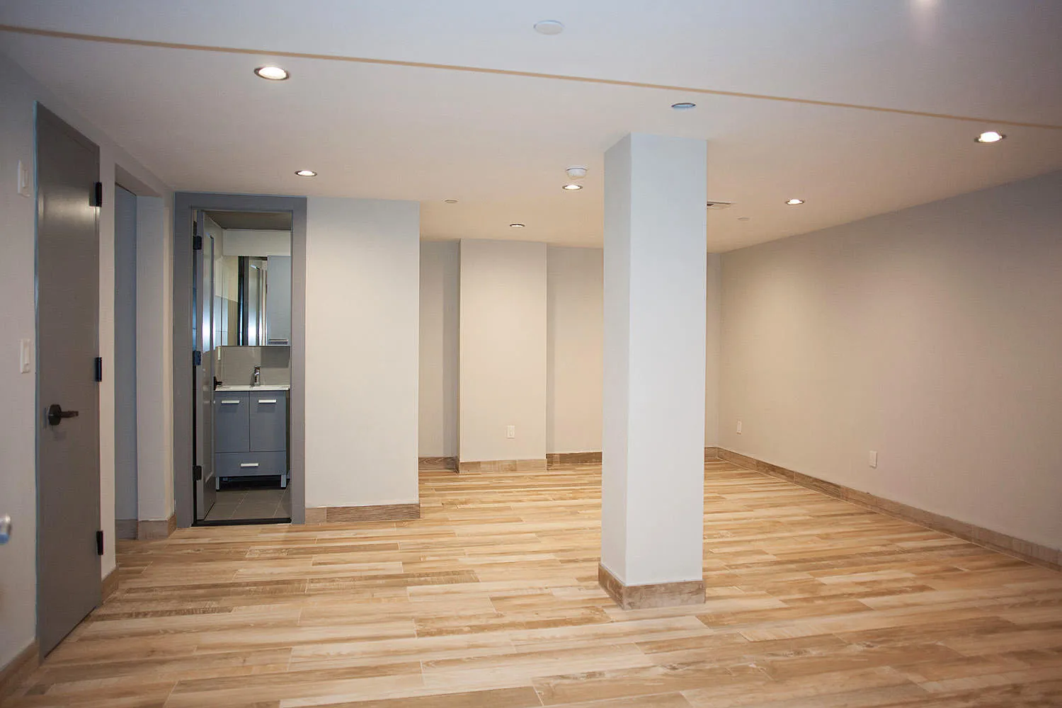 18 Stanhope Street — Photo 2