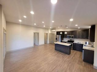 17425 Mallard Cove Ln #A, Mount Vernon, WA 98274