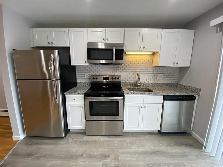 74 & 82 Beaver Street — Photo 16