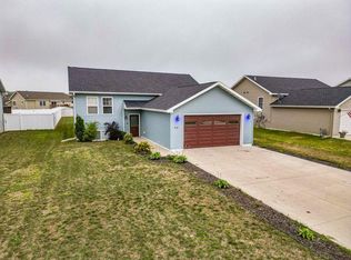 519 Riverwood Dr, Detroit Lakes, MN 56501