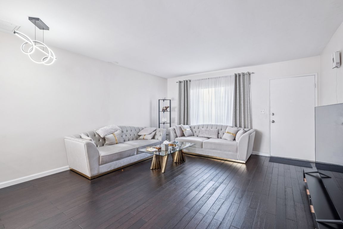 next background image