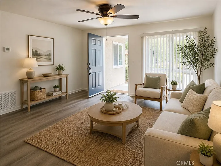 45210 Panorama Dr #3 — Photo 1