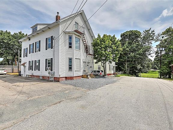 2nd image of 8 Sanford Ave