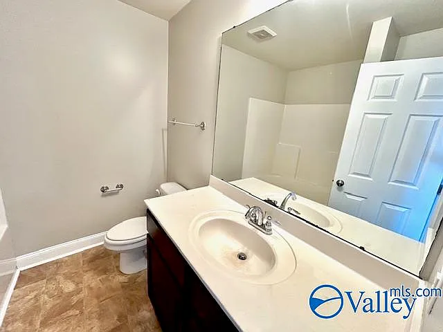 1089 Burwell Rd #F1 — Photo 16