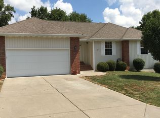 405 Bradford Pear, Clever, MO 65631