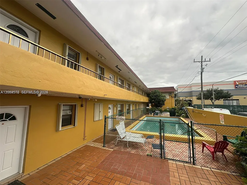 3700 NW 62nd Ave #107