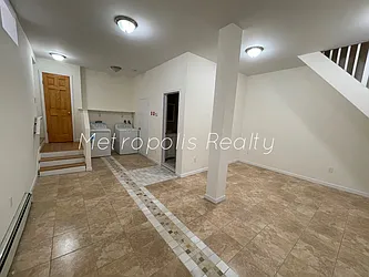 Rented by Metropolis International Realty Inc.