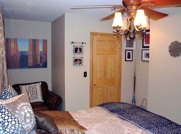 5th image of 5352 S Narragansett Ave