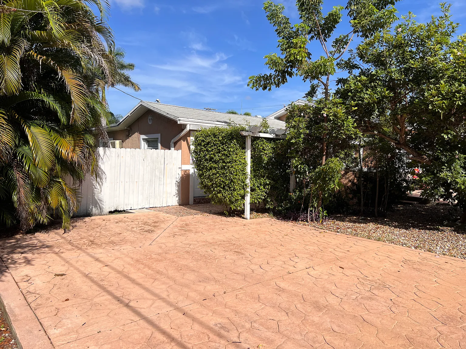 1 bed, 1.0 bath, 620 sqft, $1,700 — Photo 4