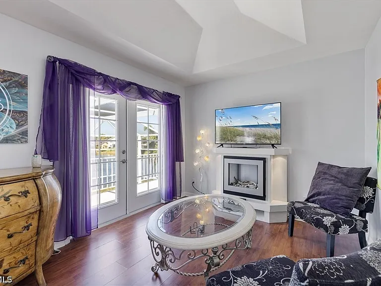 13870 Silver Lake Ct — Photo 16