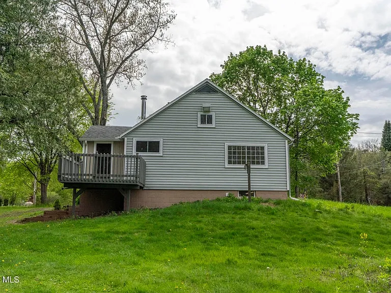 535 Route 67 — Photo 16