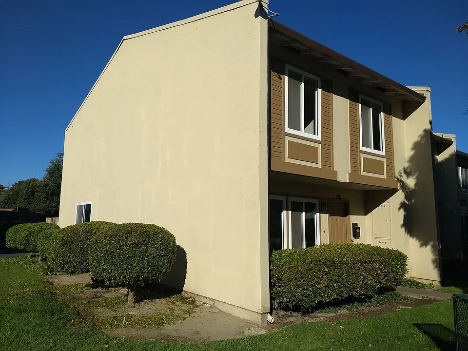 34650 Greenstone Cmn