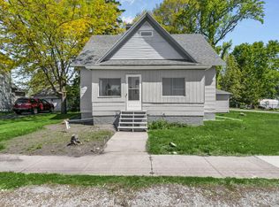 307 E Oneida St, La Crosse, IN 46348