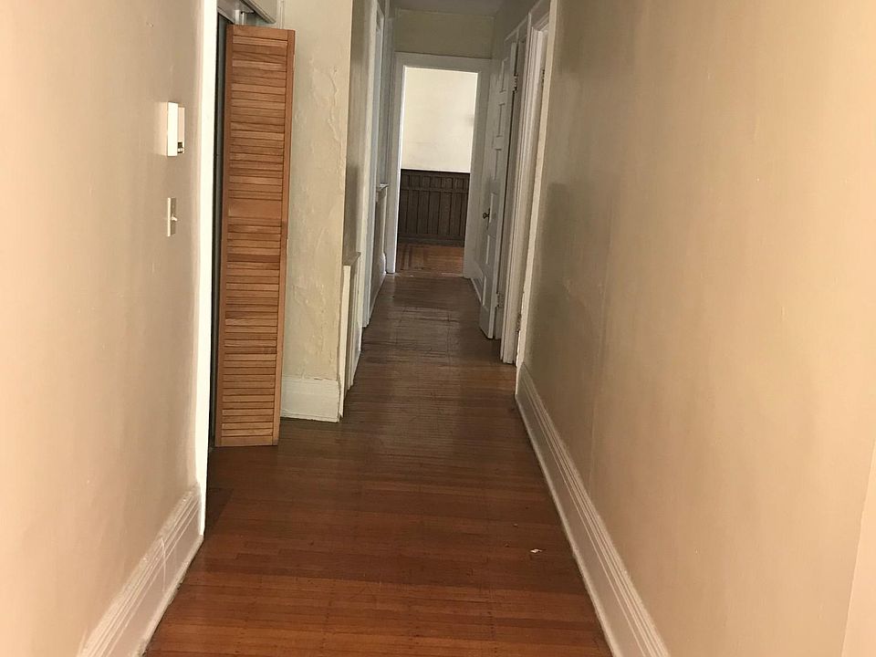 1st image of 547 Linwood Ave APT 2