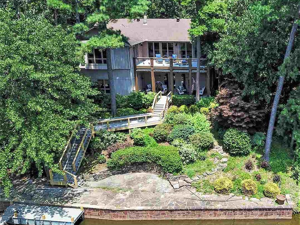 1st image of 214 Southshore Dr