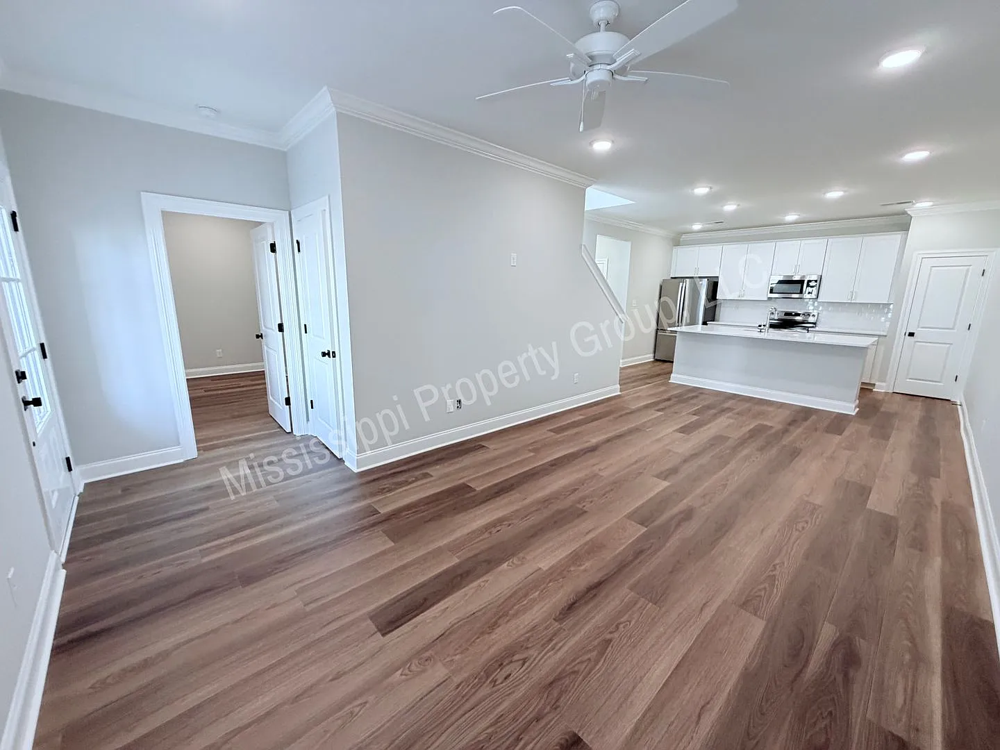 3BD/3.5BA New Build in Patterson Place! — Photo 3