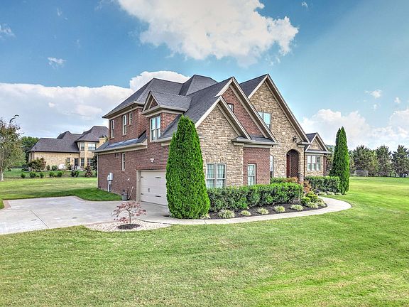 4th image of 2704 Deer Haven Ct