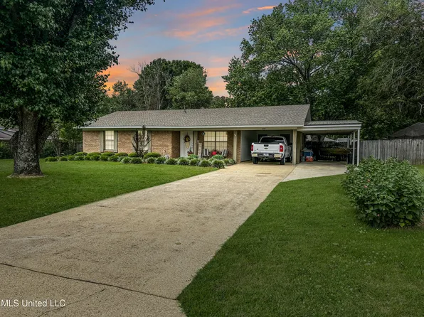 1257 Steens Creek Dr, Florence, MS 39073