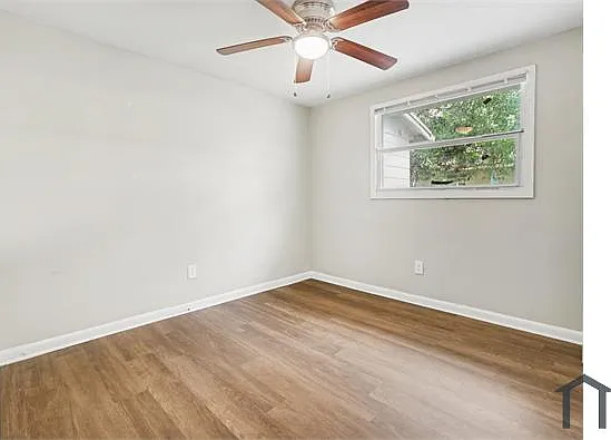 3007 E Knollwood St — Photo 23